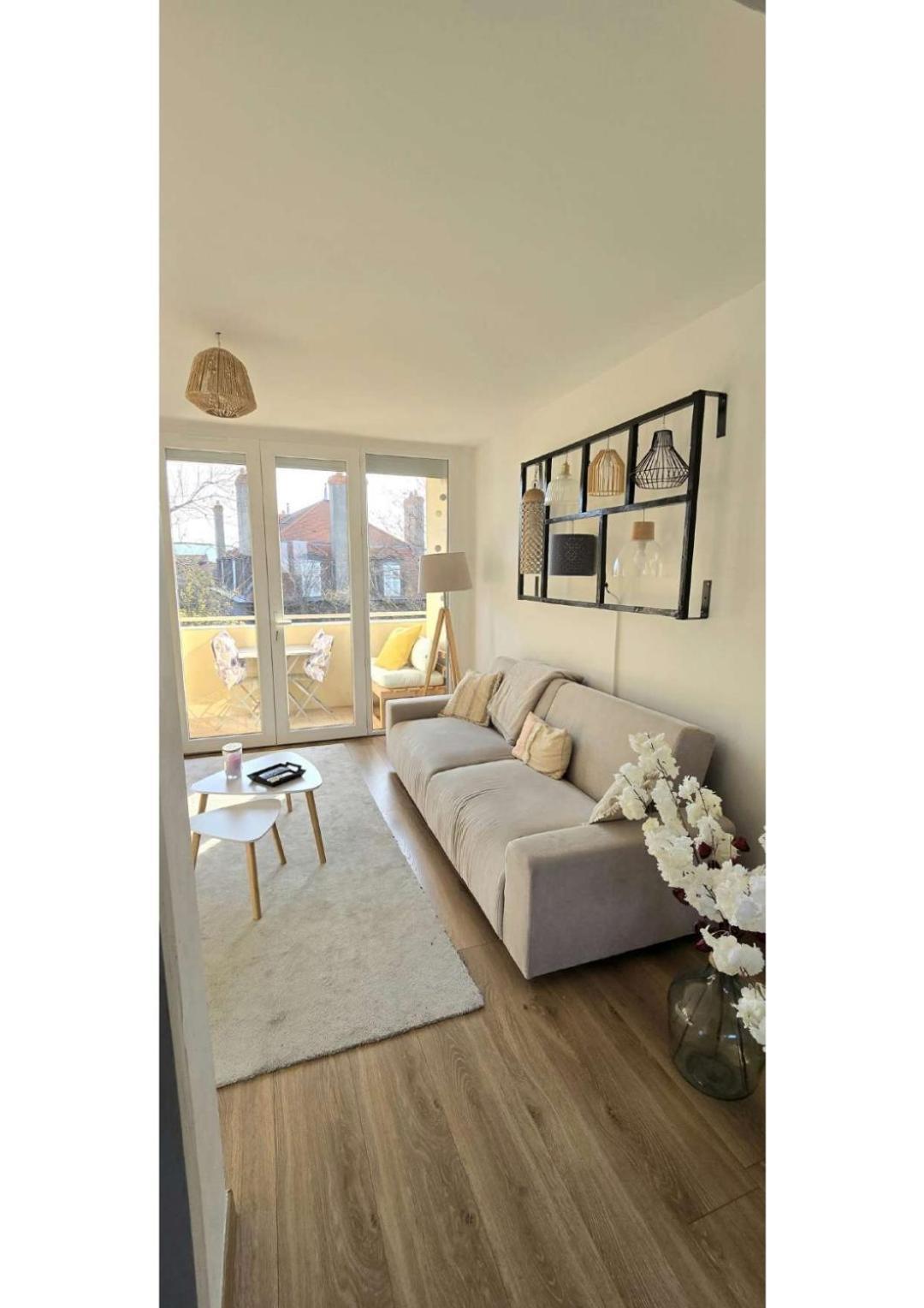Apartament Superbe T3 Cosy, Parking Gratuit + Balcon Riom Zewnętrze zdjęcie