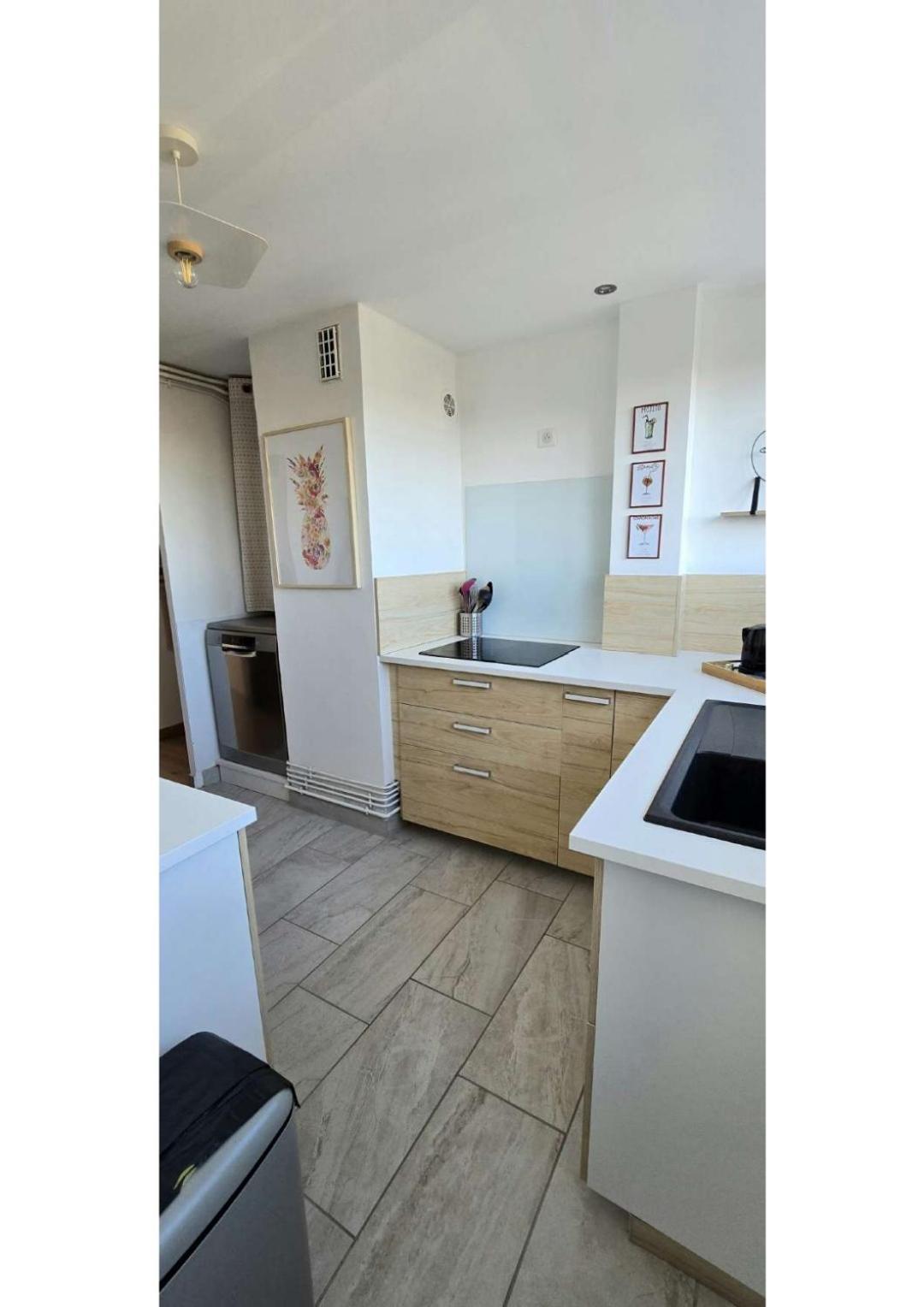 Apartament Superbe T3 Cosy, Parking Gratuit + Balcon Riom Zewnętrze zdjęcie
