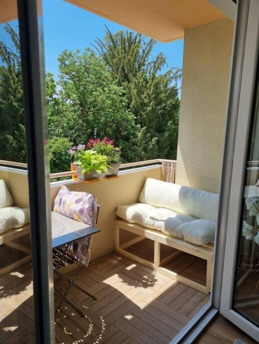 Apartament Superbe T3 Cosy, Parking Gratuit + Balcon Riom Zewnętrze zdjęcie